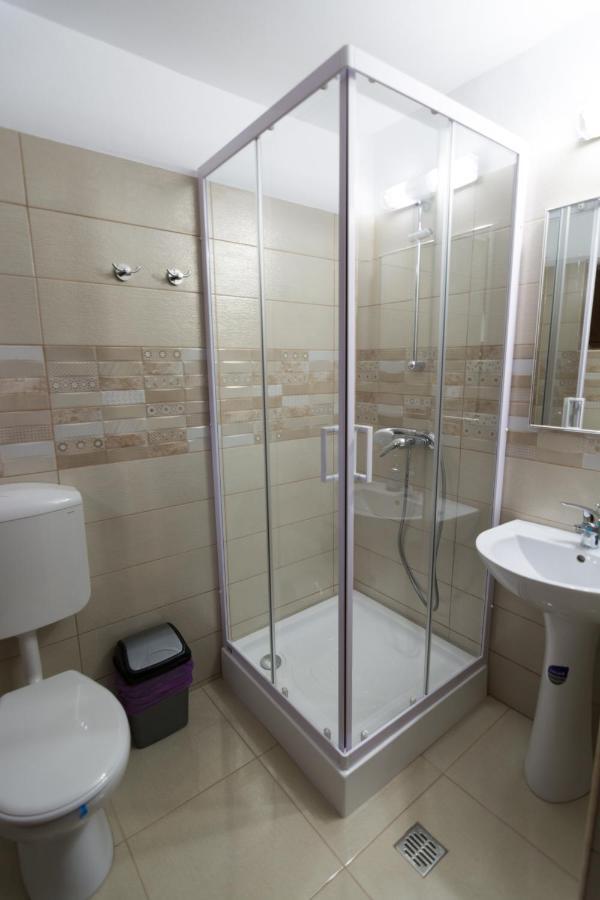 Vila Poienita Caciulata Călimăneşti Szoba fotó